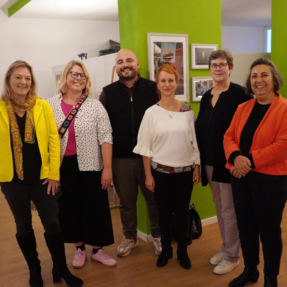 Gülseren Demirel bei der Eröffnung von "Kunst in Sendling" im Grünen Salon